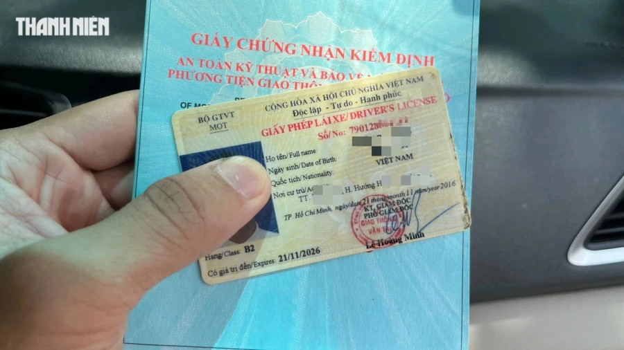 Thông tư 05 chính thức có hiệu lực từ ngày 1.6.2024 tới đây quy định rõ 6 trường hợp thu hồi giấy phép lái xe. Ảnh: Bá Hùng Thông tư 05 chính thức có hiệu lực từ ngày 1.6.2024 tới đây quy định rõ 6 trường hợp thu hồi giấy phép lái xe. Ảnh: Bá Hùng