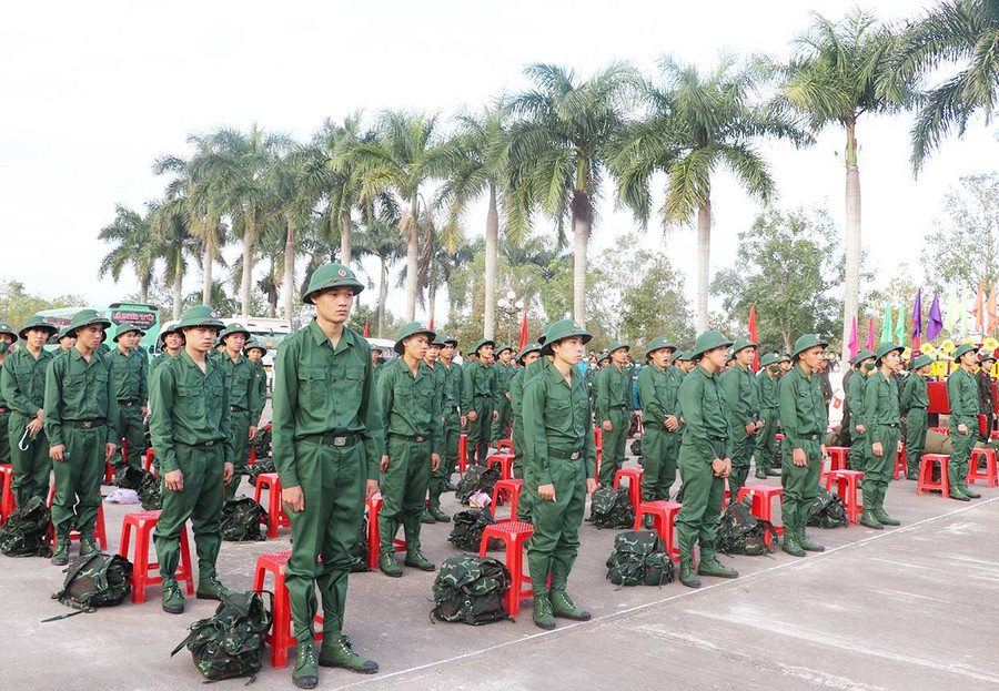 Năm nay, thị xã An Khê có 84 thanh niên lên đường nhập ngũ. Ảnh: Ngọc Minh Năm nay, thị xã An Khê có 84 thanh niên lên đường nhập ngũ. Ảnh: Ngọc Minh
