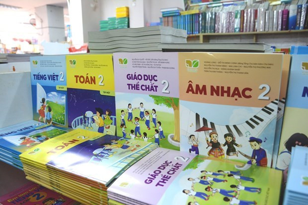 Sách giáo khoa theo chương trình giáo dục phổ thông mới. (Ảnh: PV/Vietnam+) Sách giáo khoa theo chương trình giáo dục phổ thông mới. (Ảnh: PV/Vietnam+)