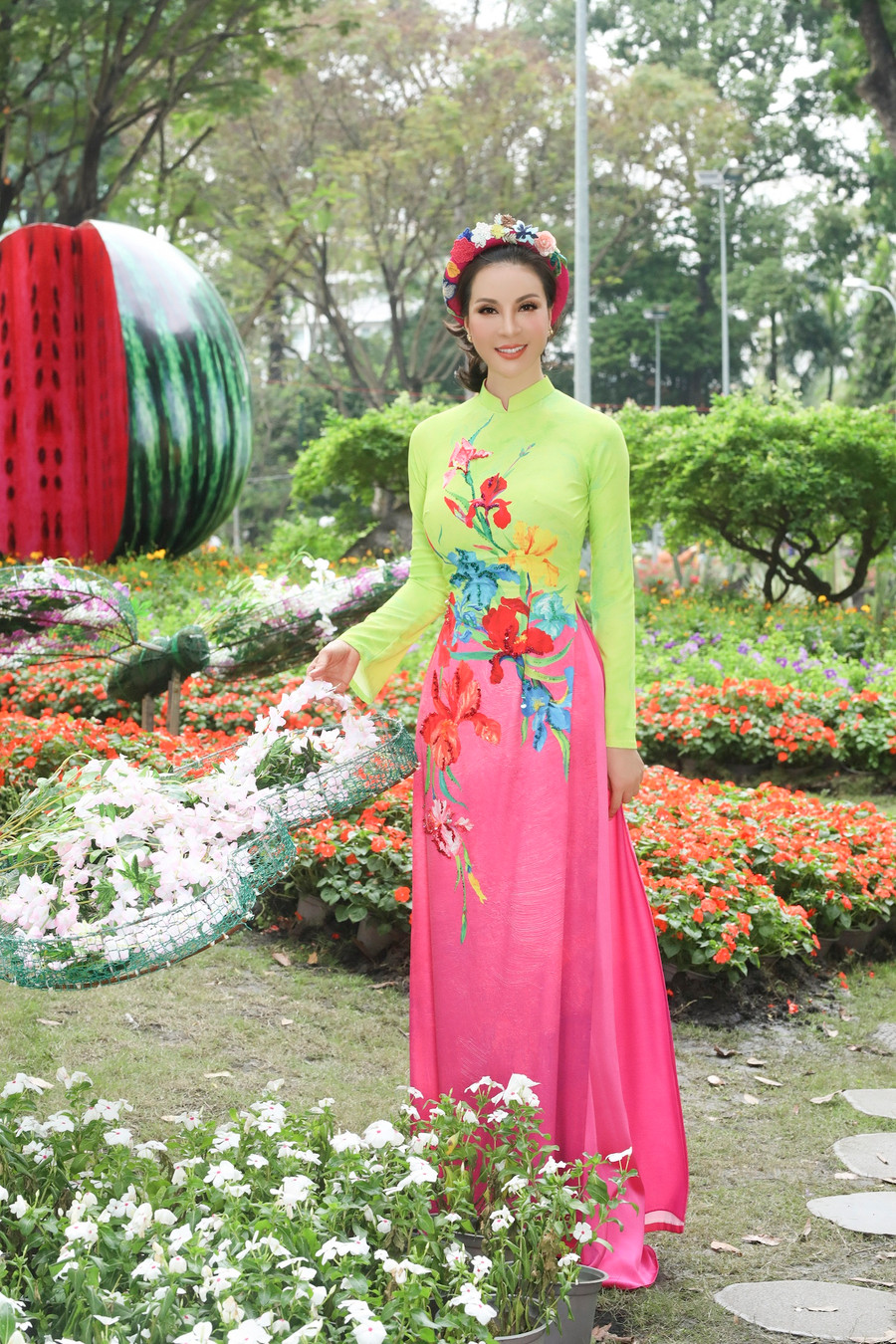 Trong năm 2023, “nữ hoàng ảnh lịch” đặt mục tiêu học hỏi, trau dồi kiến thức để làm đẹp cho bản thân từ bên trong. Với cô, vẻ đẹp tâm hồn có sức hút đặc biệt hơn cả ngoại hình quyến rũ. Ảnh: NVCC Trong năm 2023, “nữ hoàng ảnh lịch” đặt mục tiêu học hỏi, trau dồi kiến thức để làm đẹp cho bản thân từ bên trong. Với cô, vẻ đẹp tâm hồn có sức hút đặc biệt hơn cả ngoại hình quyến rũ. Ảnh: NVCC