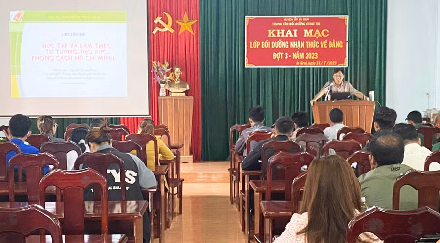 Quang cảnh khai mạc lớp học. Ảnh: Phương Lộc Quang cảnh khai mạc lớp học. Ảnh: Phương Lộc