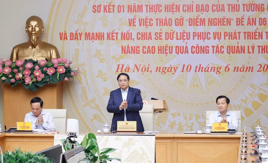 Thủ tướng Phạm Minh Chính chủ trì hội nghị. Ảnh: VIẾT CHUNG