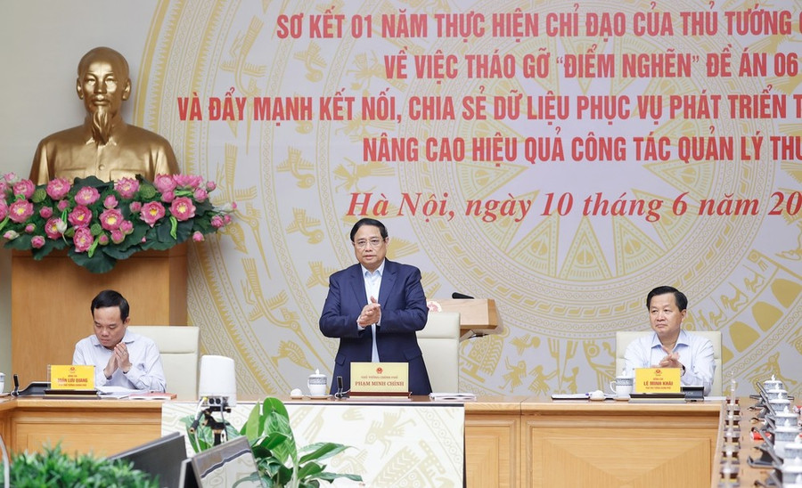 Thủ tướng Phạm Minh Chính chủ trì hội nghị. Ảnh: VIẾT CHUNG