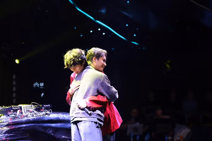 Thầy trò Tăng Duy Tân- Hiếu Bae