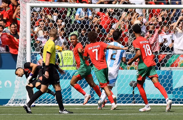 ... nhưng Morroco là đội có hai bàn thắng dẫn trước nhờ công của Rahimi