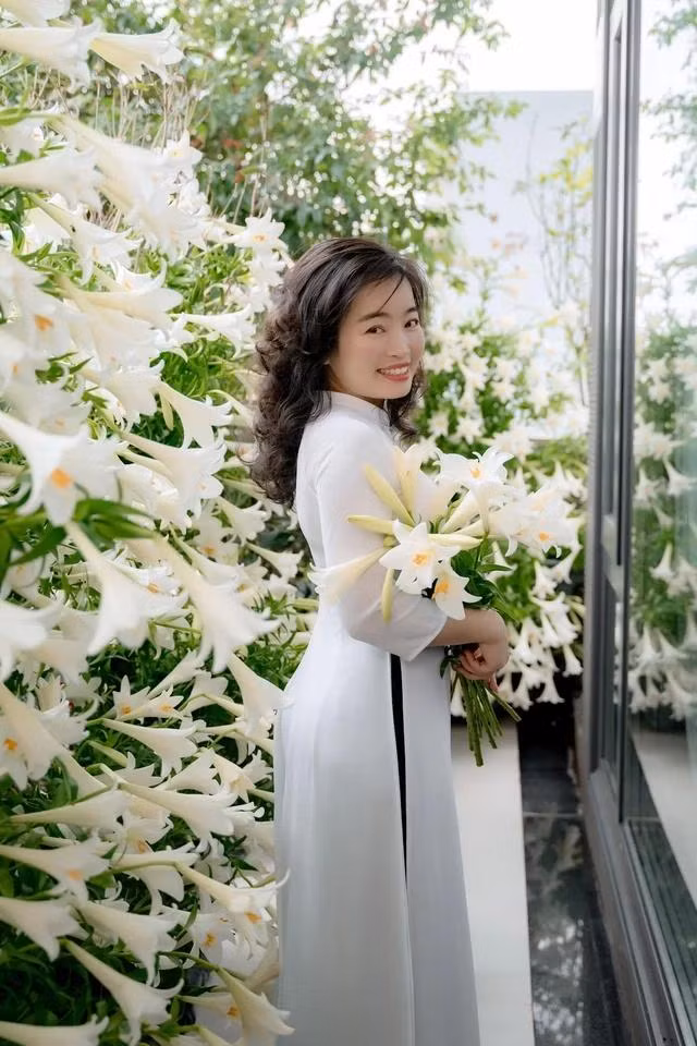 Cư dân mạng trầm trồ về vườn hoa của chị Liên. ẢNH NVCC