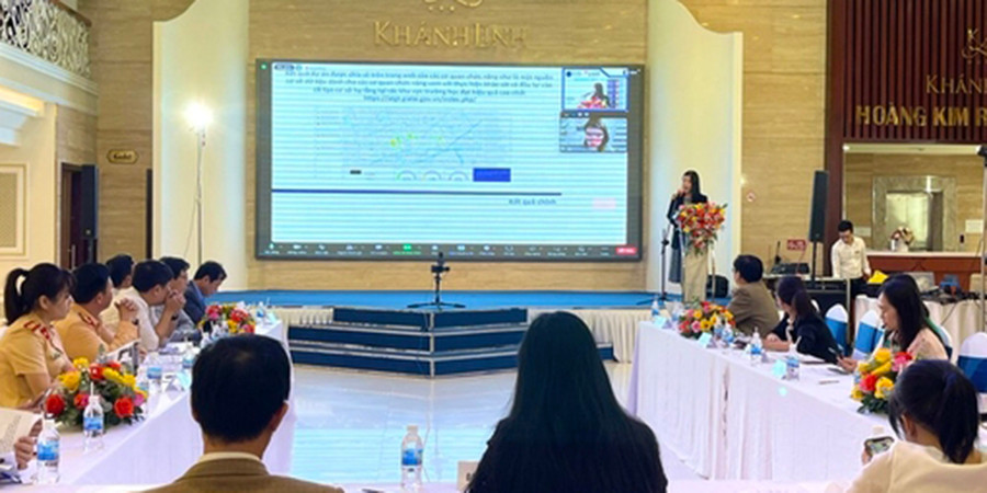 Ban An toàn giao thông tỉnh cùng lãnh đạo một số sở, ngành chia sẻ và trao đổi kết quả dự án “Tuổi trẻ và những cung đường biết nói” được triển khai tại TP. Pleiku. Ảnh: Minh Phương Ban An toàn giao thông tỉnh cùng lãnh đạo một số sở, ngành chia sẻ và trao đổi kết quả dự án “Tuổi trẻ và những cung đường biết nói” được triển khai tại TP. Pleiku. Ảnh: Minh Phương