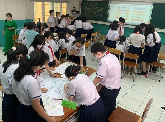 Việc đánh giá, tổ chức thi đua trong học sinh sẽ phát huy hiệu quả nếu dừng ở mức độ khen thưởng những tập thể, cá nhân học sinh có thành tích tốt. ẢNH MINH HỌA: ĐÀO NGỌC THẠCH