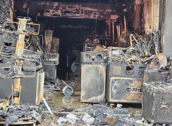 Gia đình ông Hứa Văn Hùng thiệt hại rất lớn Gia đình ông Hứa Văn Hùng thiệt hại rất lớn