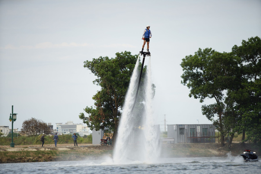 Sản phẩm du lịch mới trên sông Hàn hi vọng sẽ góp phần giúp TP Đà Nẵng thu hút du khách vào mùa cao điểm du lịch sắp tới.