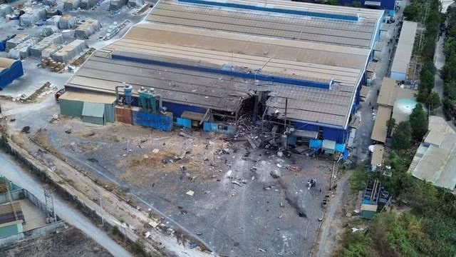 Vụ nổ lò hơi tại Công ty gỗ Bình Minh khiến 6 người tử vong tại chỗ và 7 người bị thương. Ảnh: LÊ LÂM