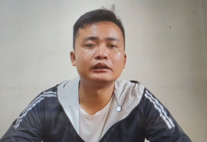 Nguyễn Đình Hiếu tại cơ quan công an. Ảnh: Công an Quan Hóa