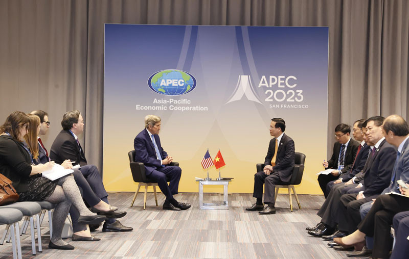 Chủ tịch nước Võ Văn Thưởng tiếp Đặc phái viên của Tổng thống Hoa Kỳ về khí hậu John Kerry. (Ảnh: TTXVN) Chủ tịch nước Võ Văn Thưởng tiếp Đặc phái viên của Tổng thống Hoa Kỳ về khí hậu John Kerry. (Ảnh: TTXVN)