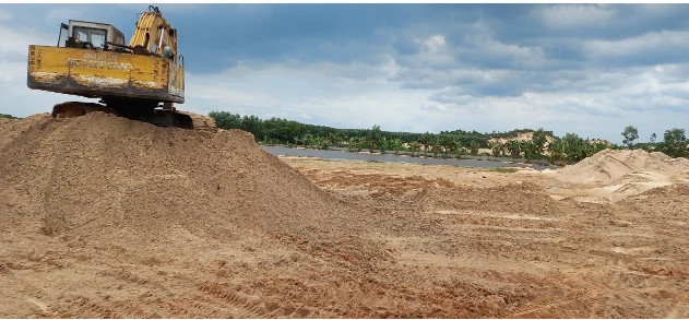Hàm Tân là địa phương để xảy ra tình trạng khai thác khoáng sản trái phép ở nhiều nơi. Ảnh H.L Hàm Tân là địa phương để xảy ra tình trạng khai thác khoáng sản trái phép ở nhiều nơi. Ảnh H.L