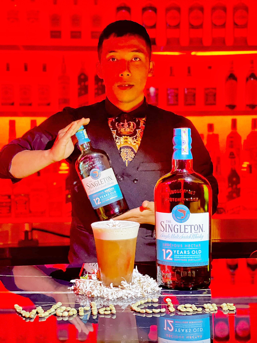 Bartender Vũ Hoàng Gia Bảo (ảnh nhân vật cung cấp). Bartender Vũ Hoàng Gia Bảo (ảnh nhân vật cung cấp).