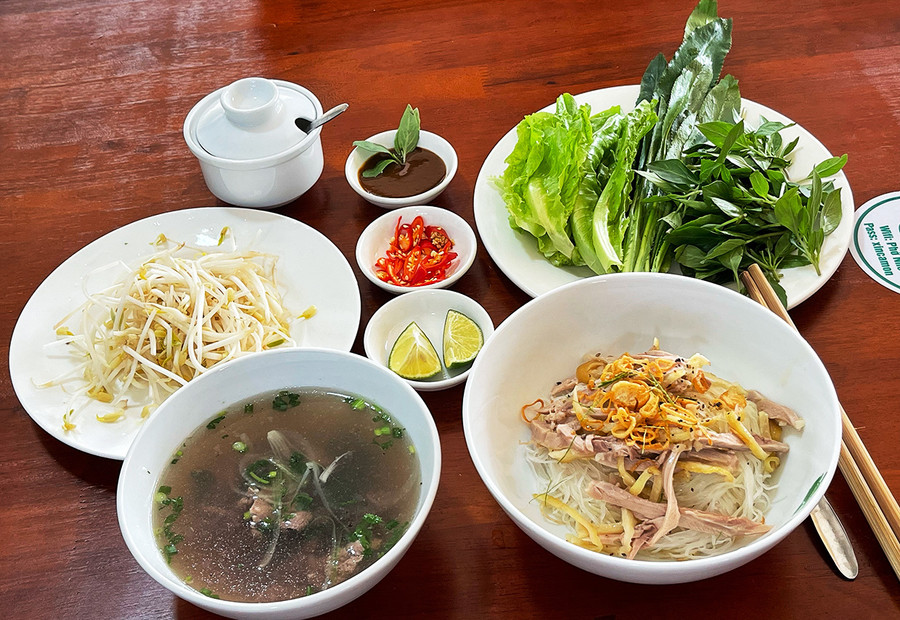 Phở khô Gia Lai được công nhận là “giá trị ẩm thực châu Á”. Ảnh: Hoàng Ngọc Phở khô Gia Lai được công nhận là “giá trị ẩm thực châu Á”. Ảnh: Hoàng Ngọc