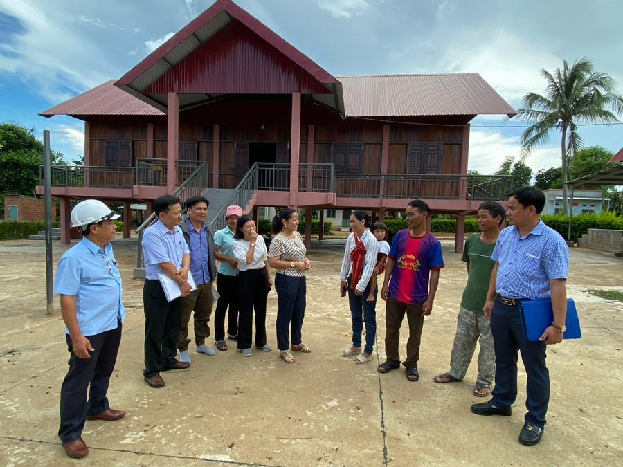 Chính quyền địa phương vận động người dân bản địa giữ gìn nét văn hoá truyền thống, phát triển kinh tế. Ảnh: Thanh Tuấn