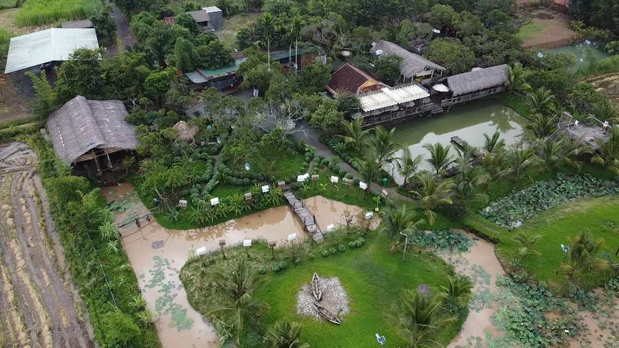 Nhiều công trình được xây dựng trên đất nông nghiệp ở cơ sở Vườn Bồ Câu (huyện Buôn Đôn) Nhiều công trình được xây dựng trên đất nông nghiệp ở cơ sở Vườn Bồ Câu (huyện Buôn Đôn)