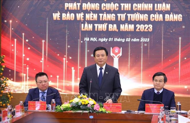 Giáo sư, Tiến sĩ Nguyễn Xuân Thắng-Ủy viên Bộ Chính trị, Giám đốc Học viện Chính trị quốc gia Hồ Chí Minh, Chủ tịch Hội đồng Lý luận Trung ương, Phó Trưởng ban Chỉ đạo 35 Trung ương phát biểu chỉ đạo và phát động cuộc thi. Ảnh: Văn Điệp/TTXVN Giáo sư, Tiến sĩ Nguyễn Xuân Thắng-Ủy viên Bộ Chính trị, Giám đốc Học viện Chính trị quốc gia Hồ Chí Minh, Chủ tịch Hội đồng Lý luận Trung ương, Phó Trưởng ban Chỉ đạo 35 Trung ương phát biểu chỉ đạo và phát động cuộc thi. Ảnh: Văn Điệp/TTXVN