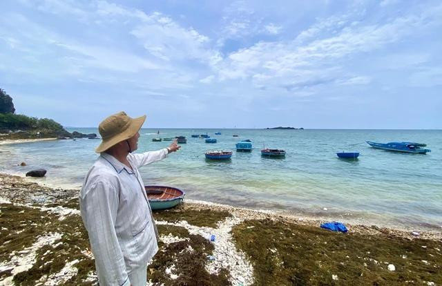 Ông Nguyễn Phúc vẫn còn nhớ biển. Ảnh: HẢI PHONG Ông Nguyễn Phúc vẫn còn nhớ biển. Ảnh: HẢI PHONG