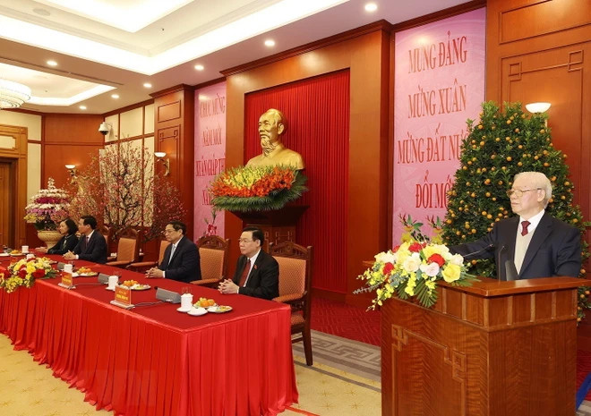 Tổng Bí thư Nguyễn Phú Trọng chúc Tết Nguyên đán Giáp Thìn 2024. (Ảnh: Trí Dũng/TTXVN) Tổng Bí thư Nguyễn Phú Trọng chúc Tết Nguyên đán Giáp Thìn 2024. (Ảnh: Trí Dũng/TTXVN)