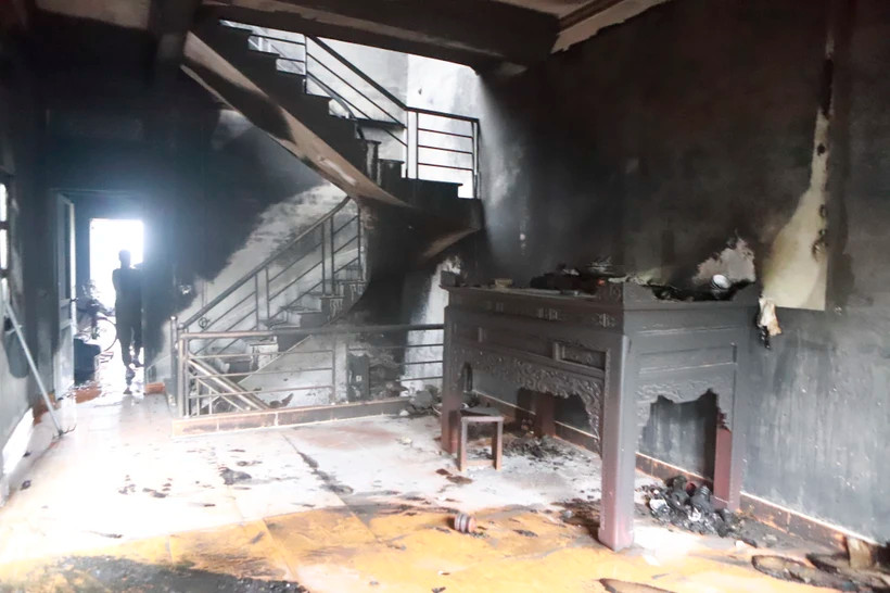 Hiện trường vụ cháy. Ảnh: Hoàng Hùng – TTXVN Hiện trường vụ cháy. Ảnh: Hoàng Hùng – TTXVN