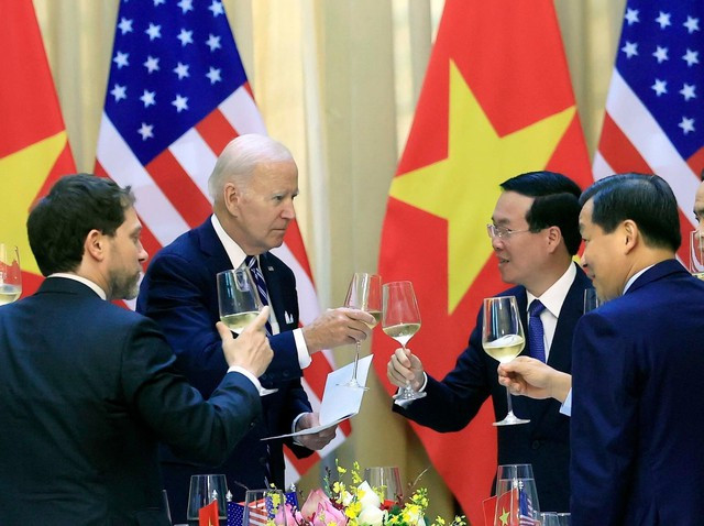 Chủ tịch nước Võ Văn Thưởng chủ trì tiệc chiêu đãi Tổng thống Joe Biden. Ảnh: THỐNG NHẤT