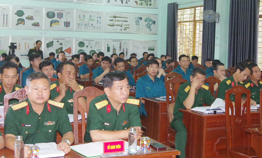 Các đại biểu dự lớp tập huấn. Ảnh: Huy Bắc Các đại biểu dự lớp tập huấn. Ảnh: Huy Bắc