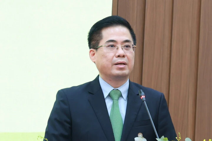 Tân Chủ tịch UBND tỉnh Quảng Ngãi Nguyễn Hoàng Giang.