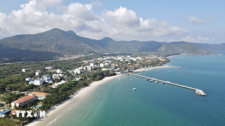 Huyện đảo Côn Đảo (Bà Rịa - Vũng Tàu). (Ảnh: Huỳnh Sơn/ TTXVN) Huyện đảo Côn Đảo (Bà Rịa - Vũng Tàu). (Ảnh: Huỳnh Sơn/ TTXVN)