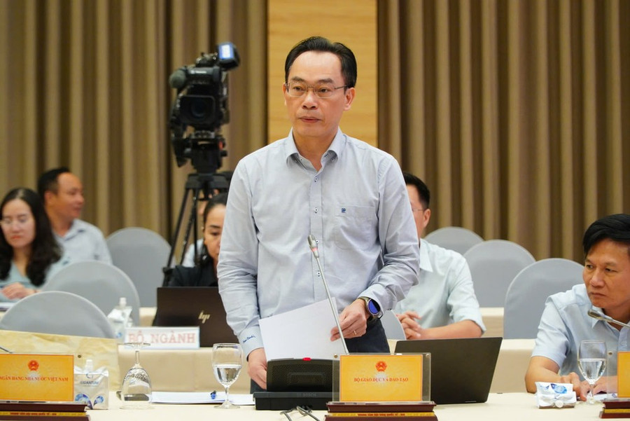 Thứ trưởng Bộ Giáo dục và Đào tạo Hoàng Minh Sơn. (Ảnh: PV/Vietnam+) Thứ trưởng Bộ Giáo dục và Đào tạo Hoàng Minh Sơn. (Ảnh: PV/Vietnam+)