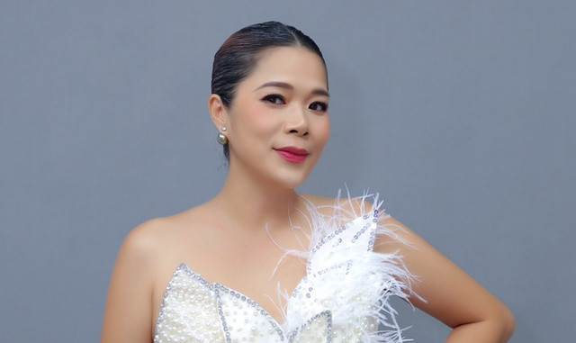 Ca sĩ Mỹ Lệ nói về tin đồn mua vài căn nhà nhờ một bản hit - Ảnh 1. Ca sĩ Mỹ Lệ từng gặp áp lực khi theo học đàn Cello. Ảnh: BTC