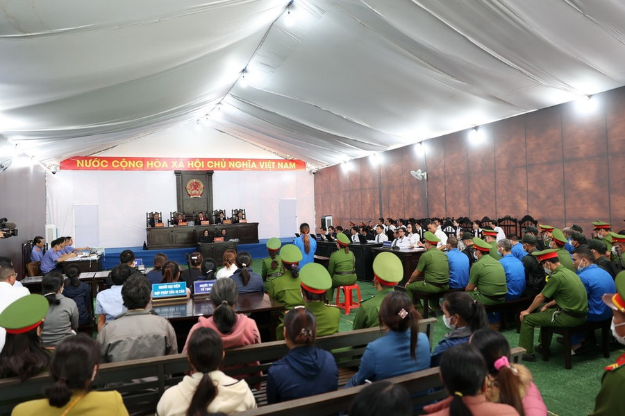 Quang cảnh phiên tòa. (Ảnh: TTXVN) Quang cảnh phiên tòa. (Ảnh: TTXVN)