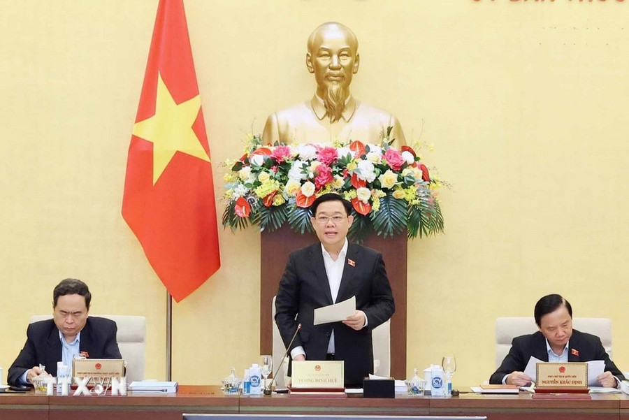 Chủ tịch Quốc hội Vương Đình Huệ phát biểu khai mạc. (Ảnh: Nhan Sáng/TTXVN) Chủ tịch Quốc hội Vương Đình Huệ phát biểu khai mạc. (Ảnh: Nhan Sáng/TTXVN)