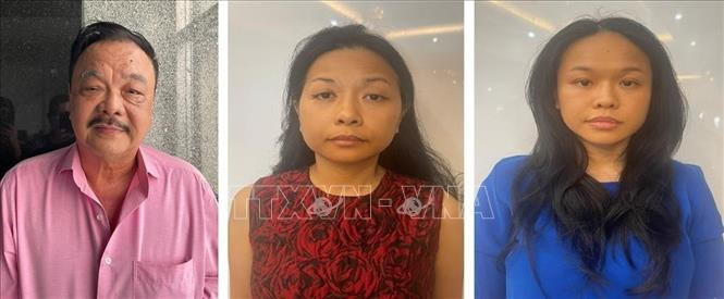 Các bị can (từ trái qua phải): Trần Quí Thanh, Trần Uyên Phương, Trần Ngọc Bích. Ảnh: Huyền Trang - TTXVN