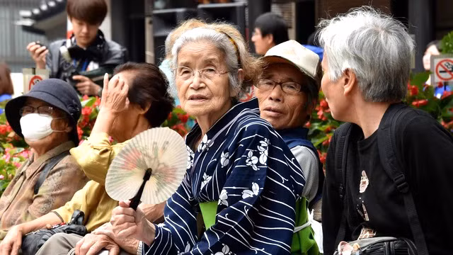 Đến năm 2050, Nhật Bản sẽ có 10,8 triệu người cao tuổi sống một mình. Ảnh: South China Morning