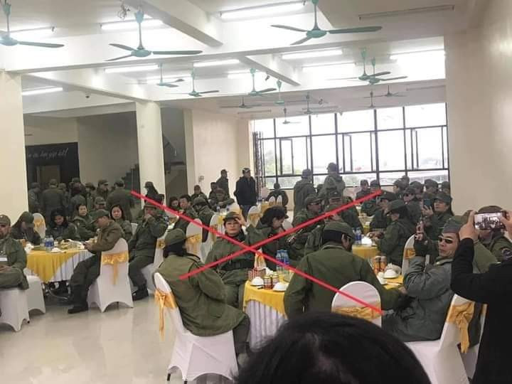 Xuất hiện các hội nhóm thích mặc trang phục lính. (Ảnh: cand.com.vn) Xuất hiện các hội nhóm thích mặc trang phục lính. (Ảnh: cand.com.vn)