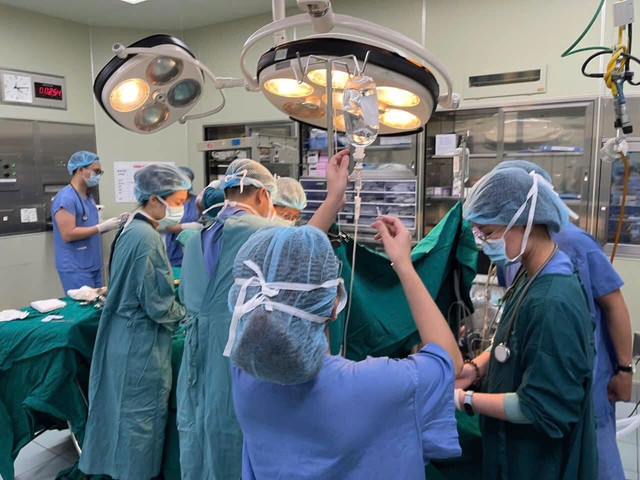 Bộ Y tế yêu cầu không để gián đoạn công tác cấp cứu trong bão số 3 Bộ Y tế yêu cầu không để gián đoạn công tác cấp cứu trong bão số 3