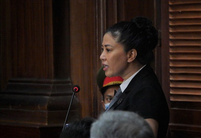 Luật sư Nguyễn Thị Huyền Trang. Luật sư Nguyễn Thị Huyền Trang.