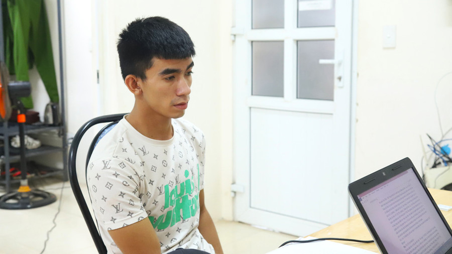 Hoàng Nguyễn Đình Vũ bị bắt giữ sau nhiều lần trộm cắp tài sản Hoàng Nguyễn Đình Vũ bị bắt giữ sau nhiều lần trộm cắp tài sản