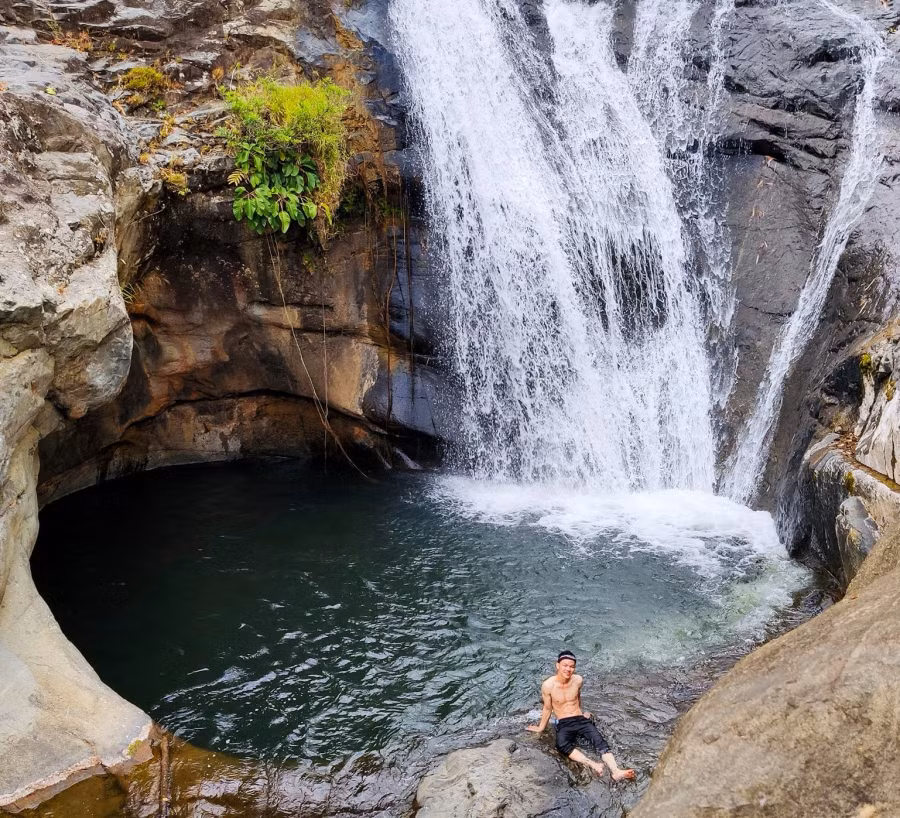 Cảnh vật tuyệt đẹp tại Thủy Nguyệt Cốc. Ảnh: THANH SANG