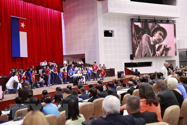 Tiết mục văn nghệ chào mừng đoàn Việt Nam tại phiên họp. (Ảnh: Doãn Tấn/TTXVN) Tiết mục văn nghệ chào mừng đoàn Việt Nam tại phiên họp. (Ảnh: Doãn Tấn/TTXVN)