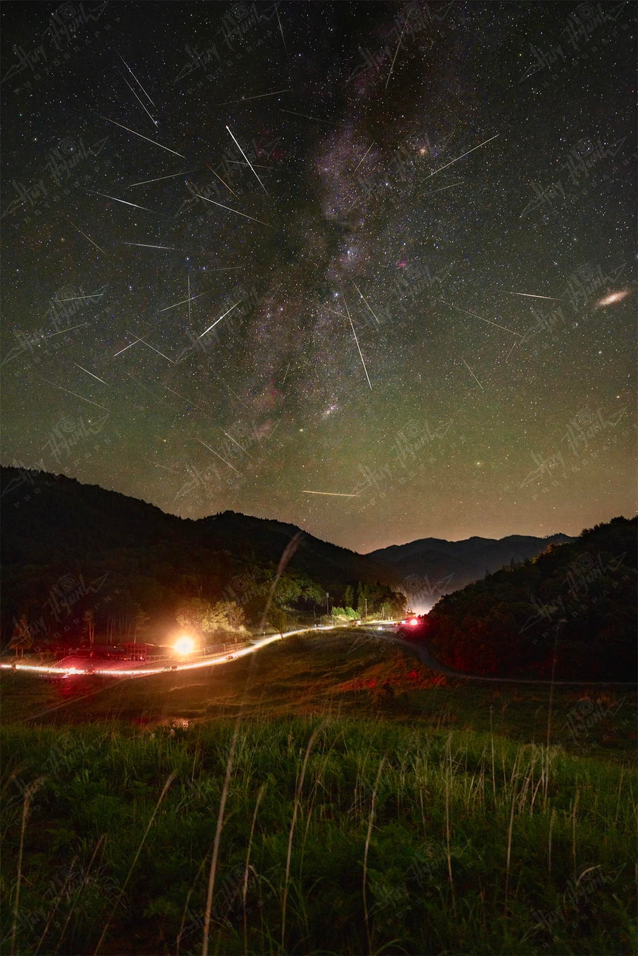 Cực đỉnh, mưa sao băng Perseids có thể đạt 100 vệt trên giờ. Ảnh: HUY HYUNH
