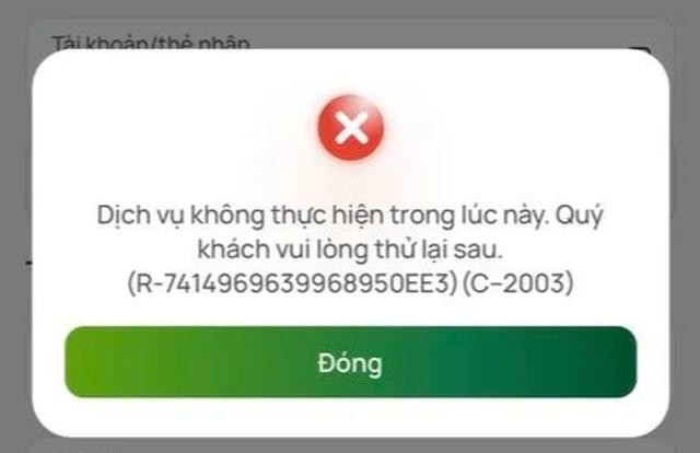 Có nhiều người ta thán không thể chuyển tiền trong sáng 1.7. Ảnh THANH NAM