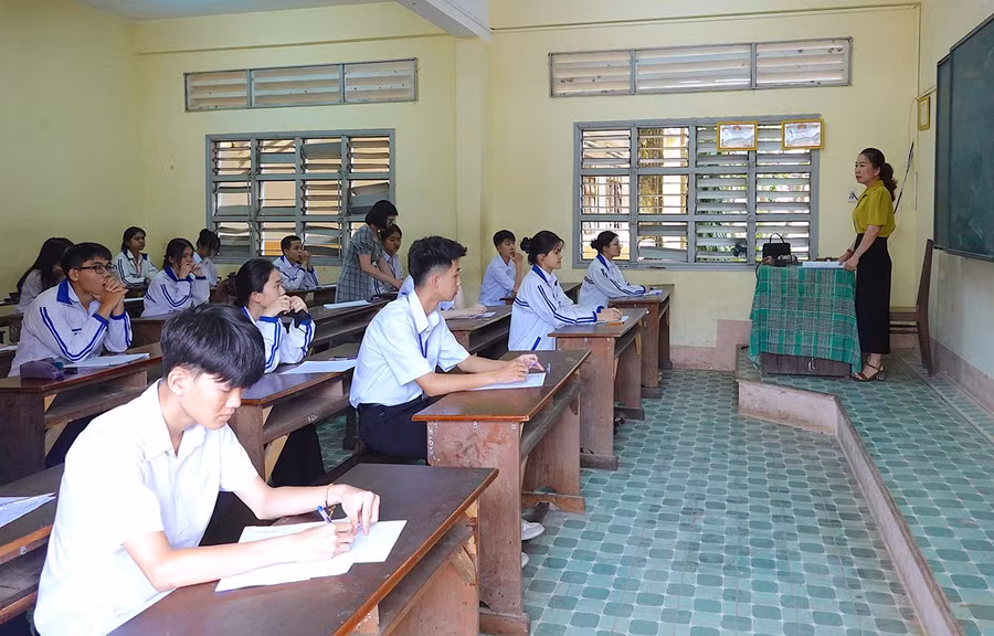 Đợt thi thử được tổ chức như kỳ thi tốt nghiệp THPT chính thức, đảm bảo an toàn, nghiêm túc và đúng quy chế. Ảnh: M.T