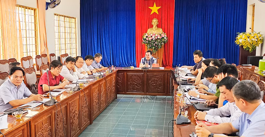 Quang cảnh cuộc họp. Ảnh: Bá Bính