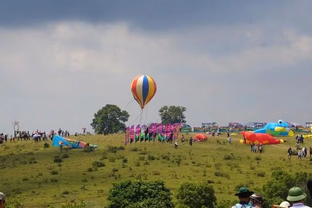 Cao nguyên La Vuông hứa hẹn sẽ là điểm du lịch hấp dẫn trong tương lai Cao nguyên La Vuông hứa hẹn sẽ là điểm du lịch hấp dẫn trong tương lai