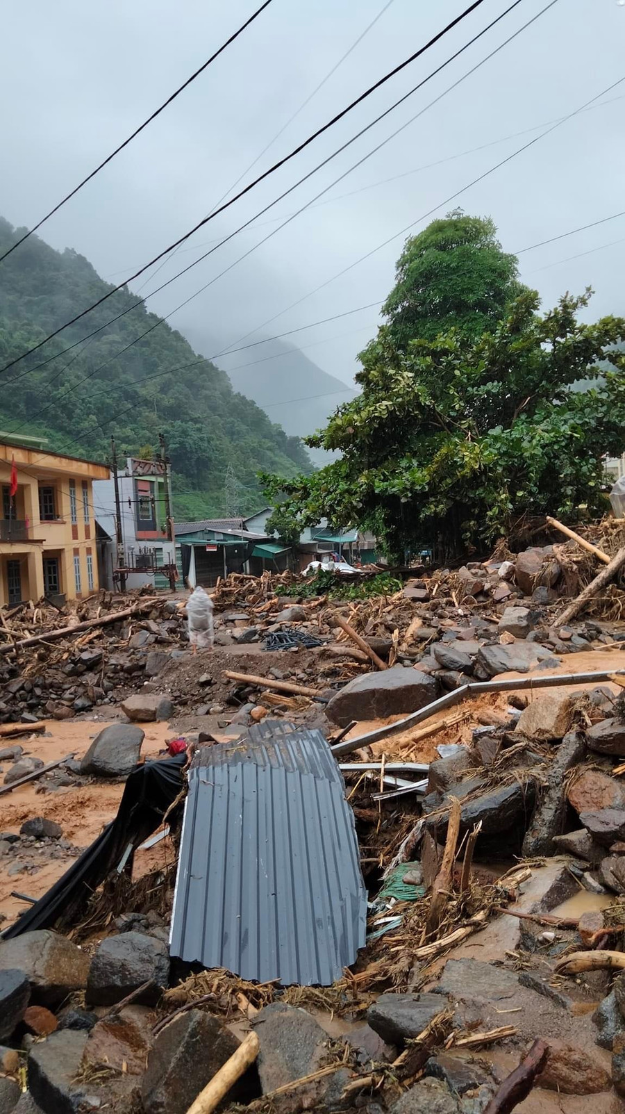 Thiên tai xảy ra tại huyện Mù Cang Chải (Yên Bái) trong tháng 8-2023. Cảnh báo thiên tai gia tăng khi có bão Thiên tai xảy ra tại huyện Mù Cang Chải (Yên Bái) trong tháng 8-2023. Cảnh báo thiên tai gia tăng khi có bão