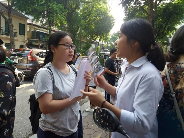 Từ năm 2025, Kỳ thi Tốt nghiệp Trung học phổ thông sẽ có sự điều chỉnh về nội dung và định dạng đề thi. (Ảnh: TTXVN) Từ năm 2025, Kỳ thi Tốt nghiệp Trung học phổ thông sẽ có sự điều chỉnh về nội dung và định dạng đề thi. (Ảnh: TTXVN)
