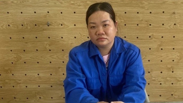 Bị can Yến, kế toán bị công an bắt giữ trước đó.